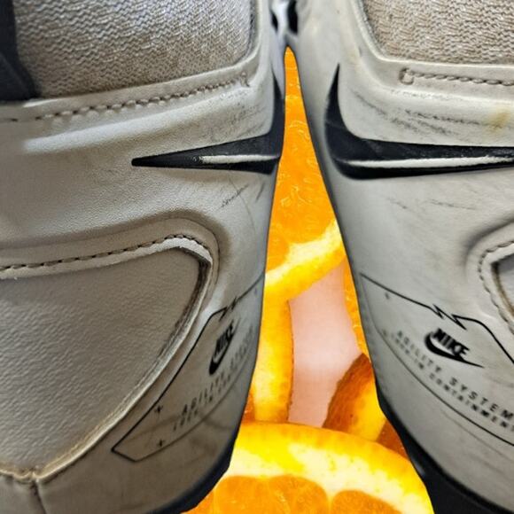 Nike‎ Alpha High Top White With Black Football Cleats Size 8.5 - Picture 6 of 10